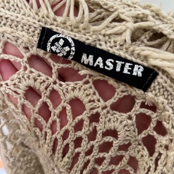 Master Knit Crochet Vest - Picture 6 of 7